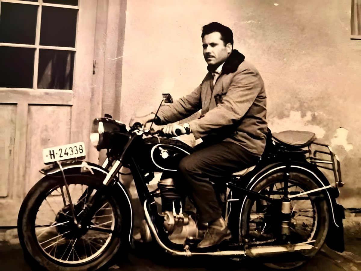 Na motociklu